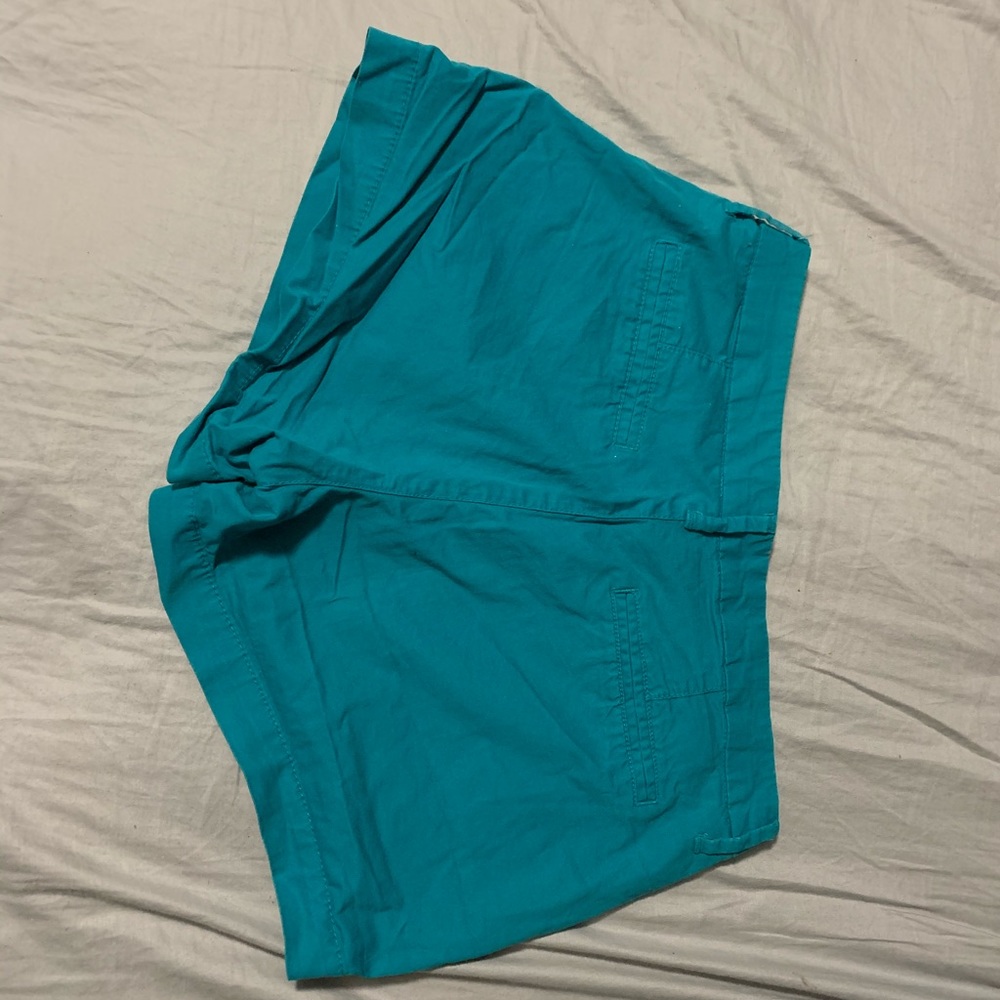 Shorts - Picture 2 of 3
